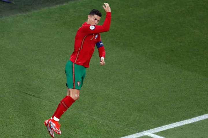 Cetak 109 Gol, Ronaldo Samai Rekor Gol Terbanyak Ali Daei