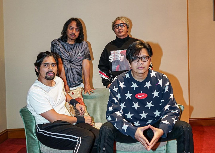 Armand Maulana dan Dewa Budjana Sempat Diprediksi Keluar dari GIGI