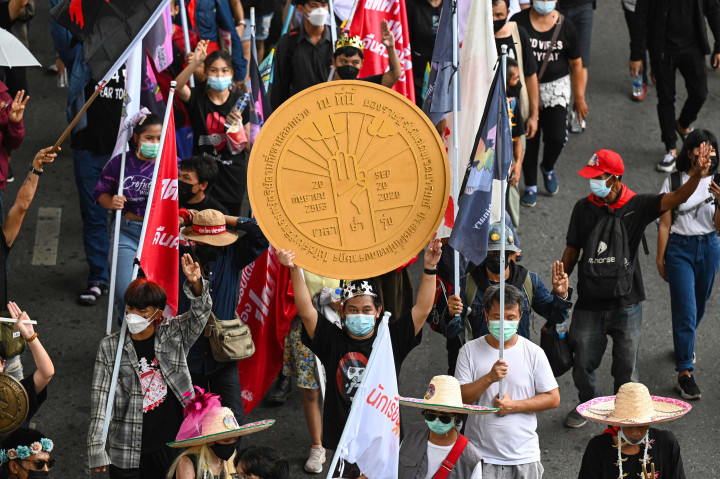 Ratusan Warga Thailand Gelar Demo Anti-Pemerintah