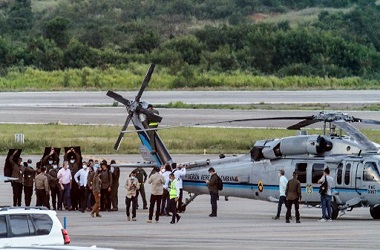Helikopter Presiden Kolombia Ivan Duque Ditembaki Senjata Api