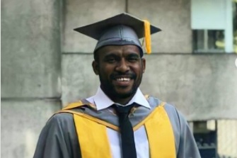 Simon Tabuni, Jebolan LPDP Jadi Tokoh Pemuda Papua Inspiratif