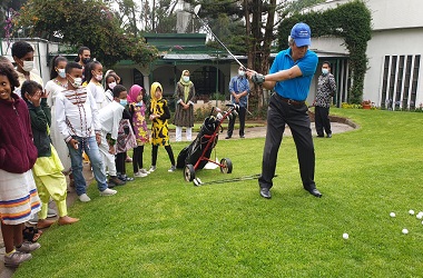 Dubes RI Ajarkan Pelajar Ethiopia Bermain Golf