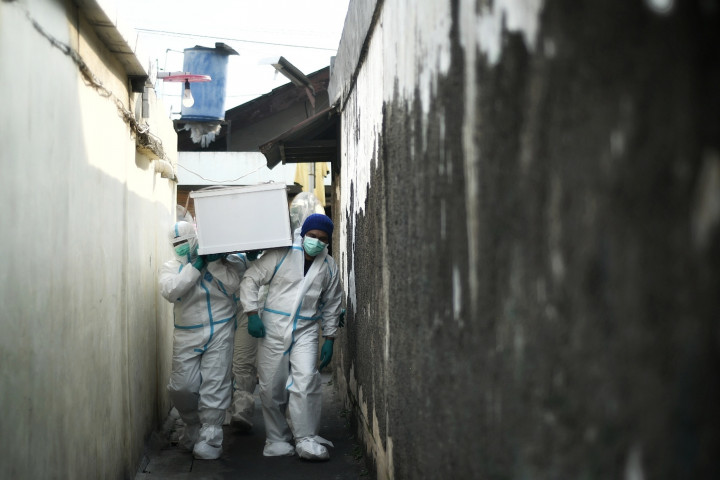 Jenazah Covid-19 di Pekayon Dimakamkan Keluarga Secara Mandiri