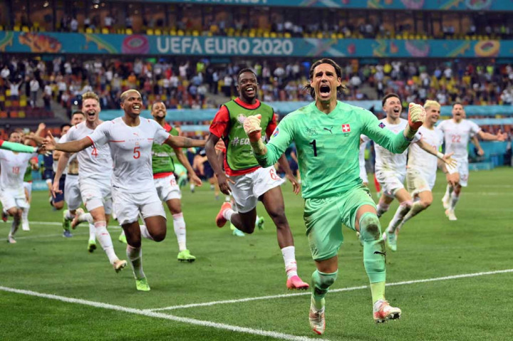 Selebrasi Para Pemain Swiss Usai Singkirkan Prancis dari Piala Eropa