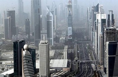 Abu Dhabi Tutup Ruang Publik bagi Warga yang Belum Divaksinasi