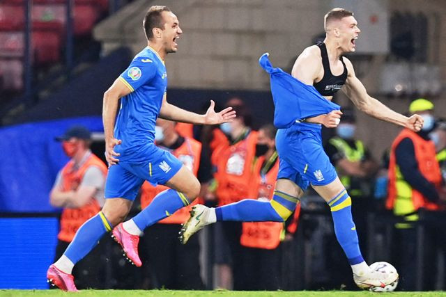 Euro 2020: Dramatis! Ukraina Singkirkan Swedia di Menit Akhir