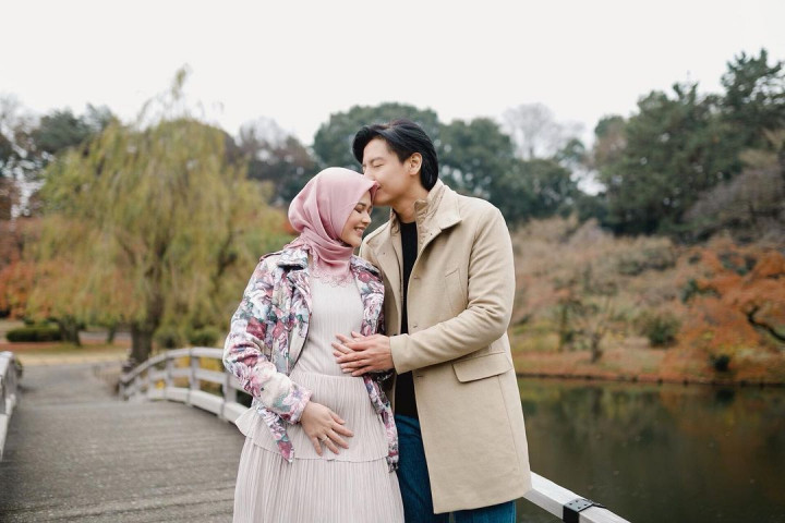 Cut Meyriska Ungkap Roger Danuarta Positif Covid-19