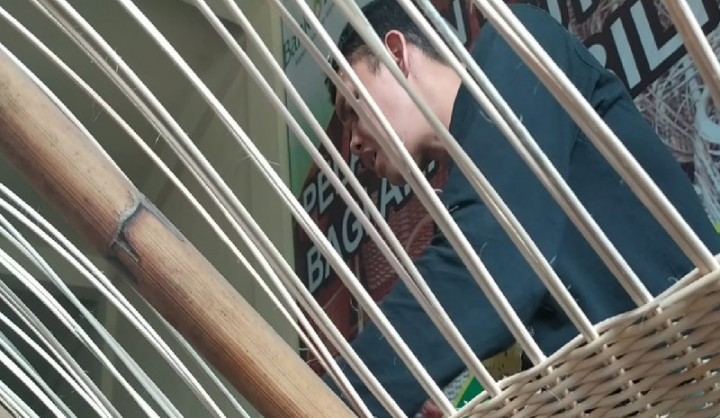 Perajin Rotan di Aceh Dorong Pemasaran Secara Daring