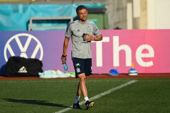 Enrique: Level Swiss Sama dengan Spanyol