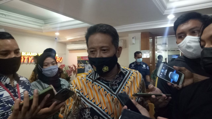 Pedagang Asongan Boleh Berjualan Selama PPKM Darurat