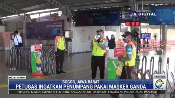 Berencana Naik KRL? Siapkan Masker Ganda Kalau Tak Ingin Diturunkan