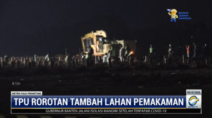 Viral Petugas Pemakaman Kelelahan di Ciamis, Terbaring di Gang Dekat TPU