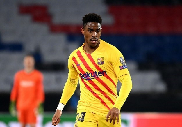 Leeds Datangkan Bek Barcelona