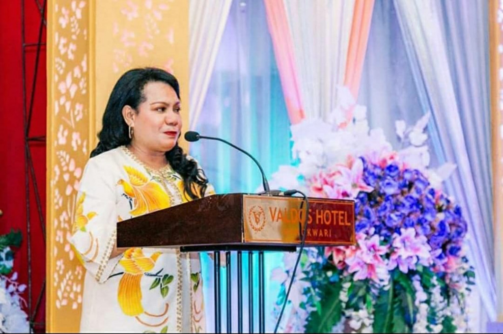  Wasekjen PAN Rosaline Irene Rumaseuw. Dok Instagram @dr.rosalinerumaseuw