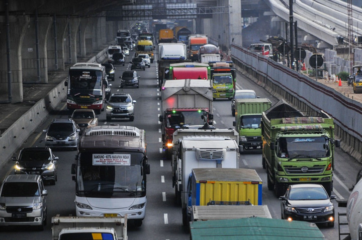 Mobilitas Masih Tinggi, Kemenhub Perketat Aturan Transportasi