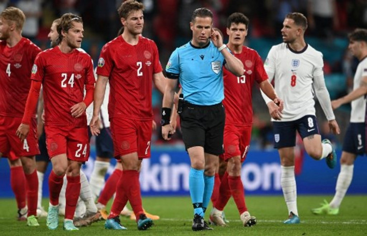 Soal Penalti Inggris, Peter Schmeichel Sentil Wasit