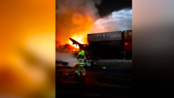 Ledakan Kapal Kontainer Dubai, 14 Awak Selamat