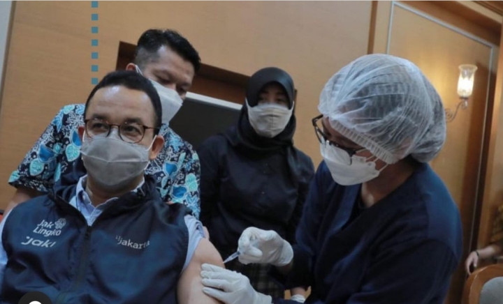 Anies Beberkan Dua Cara Pembentukan <i>Herd Immunity</i> di Jakarta