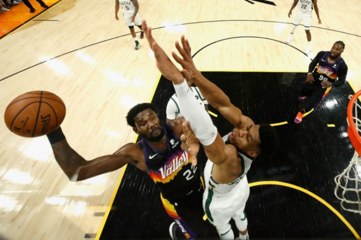 Final NBA: Unggul Lima Bola, Suns Pimpin Game Kedua Lawan Bucks