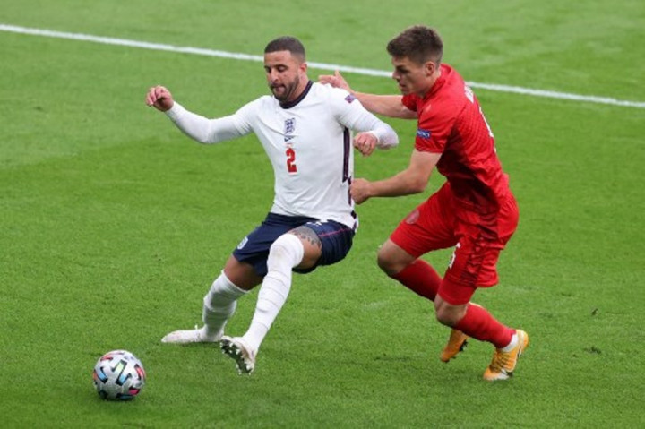 Bek Inggris Kyle Walker Sebut Pemain ke-12 Sangat Penting