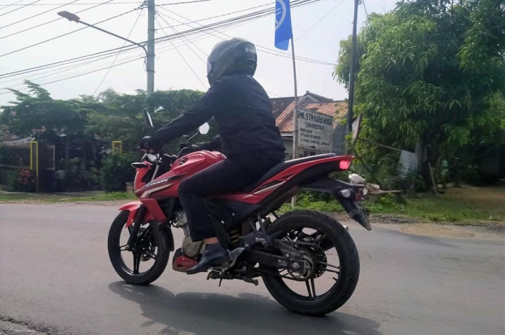 Tips untuk Pemula Belajar Naik Motor Kopling