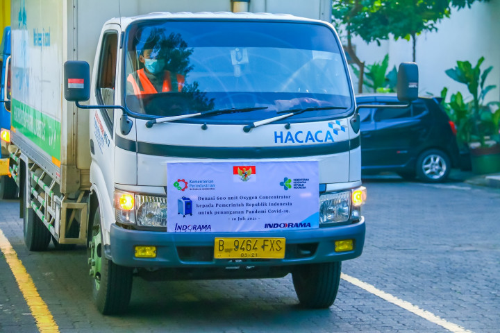 Menperin Terima 600 Unit <i>Oxygen Concentrator</i> dari Perusahaan Industri Tekstil