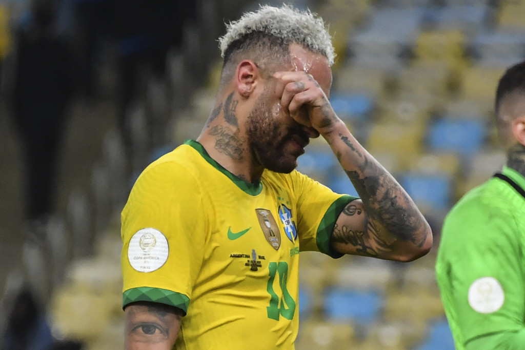 Tangis Neymar Usai Gagal Juara Copa America 2021