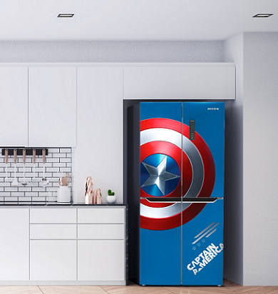 Beberapa rangkaian peralatan rumah tangga yang dibalut eksklusif dalam nuansa MARVEL yaitu kulkas, dispenser, pemanas air dan vacuum cleaner. (Foto: Dok. MODENA)