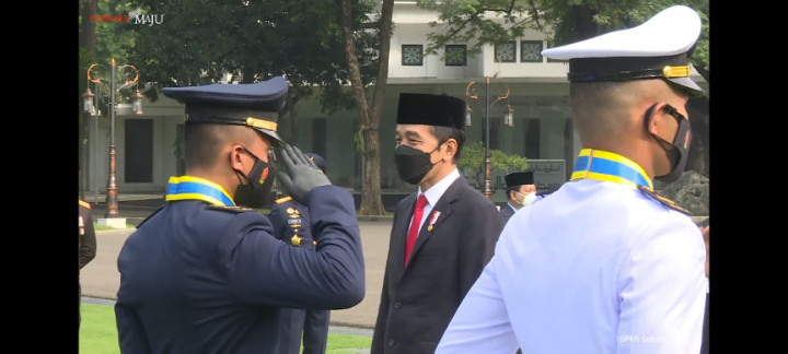 Jokowi: Perwira Remaja TNI dan Polri Harus Mengikuti Perkembangan Zaman