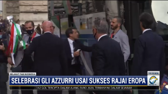 Parade Timnas Italia dan Piala Eropa Disambut Riuh Warga Roma