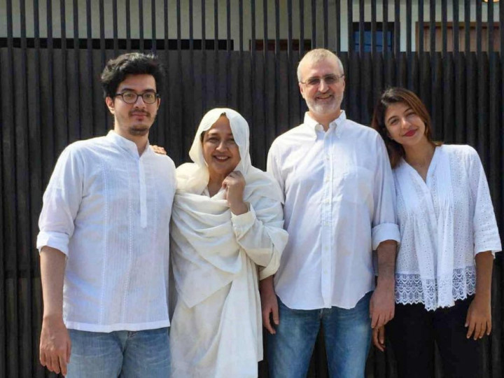 Suami Aktris Dewi Irawan Meninggal di Italia