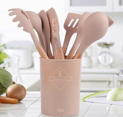 Ini cara merawat sutil silikon ala Korea agar awet. (Foto: Dok. Instagram Ardenleon/LPH/Bohobaby/Mooi/@hooyooyinka_shop)
