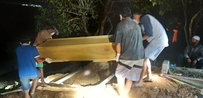 2 Jenazah Teroris MIT di Poso Dimakamkan di Palu