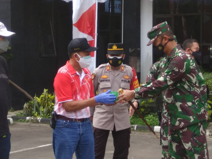 Paket Obat Gratis untuk Pasien Isoman Didistribusikan di Kecamatan Cipayung