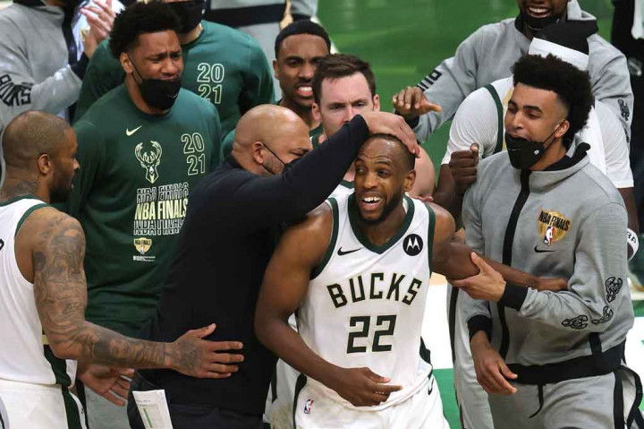 Final NBA: Bucks Samakan Kedudukan 2-2 dengan Suns