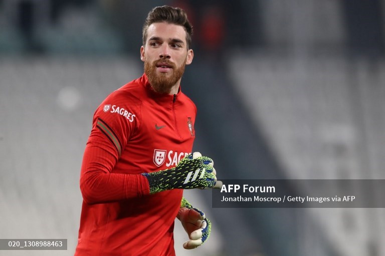 Kiper baru Wolverhampton Wanderers, Jose Sa (AFP/Jonathan Moscrop)