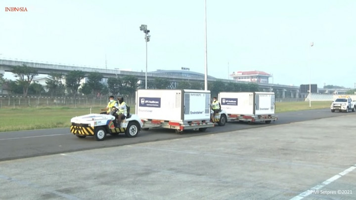 1 Juta Dosis Vaksin AstraZeneca Tiba di Indonesia