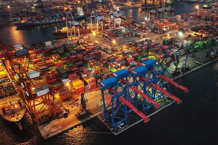 Meski Sistem Bea Cukai Terganggu, Layanan Bongkar Muat di Tanjung Priok Tetap Normal