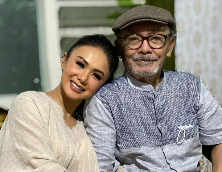 Tangis Krisdayanti dan Yuni Shara Kehilangan Ayah Akibat Covid-19