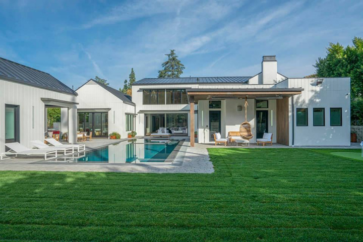 Rumah Mewah Bergaya Pertanian Jordan Clarkson Seharga Rp98 Miliar