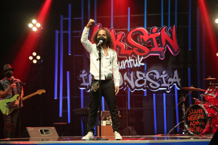 Slank Semangati Shara, Gadis yang Kehilangan Orangtua Akibat Covid-19