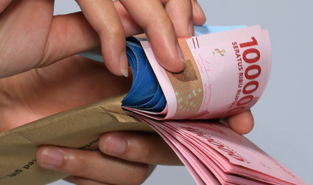 PPKM Darurat Diperpanjang, Pemerintah Diminta Naikkan Bansos dan Beri Subsidi Upah