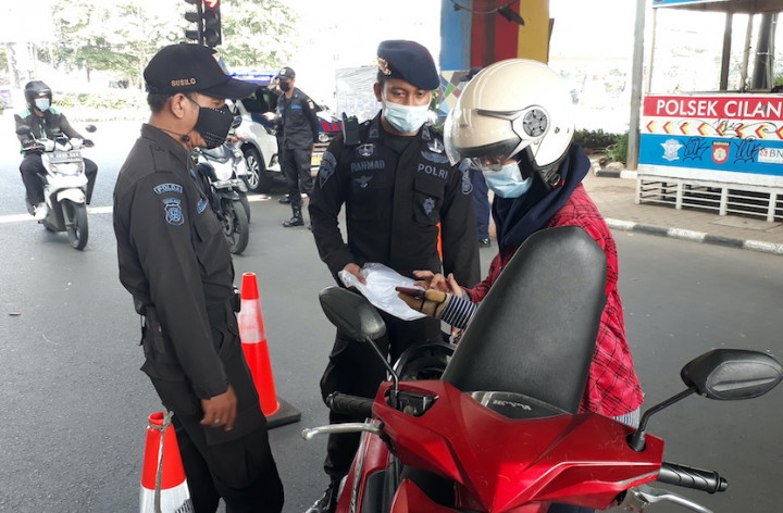 PPKM Darurat, Kendaraan Sektor Esensial-Kritikal Ditempel Stiker Khusus