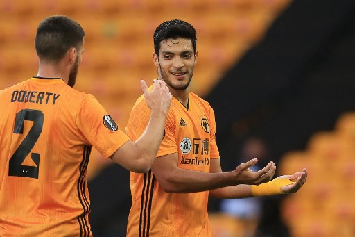 Cedera Kepala Pulih, Jimenez Kembali Merumput dengan Wolverhampton