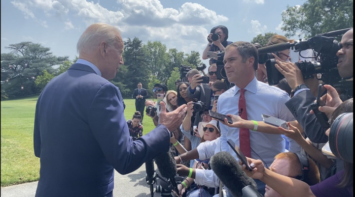 Facebook di Masa Pandemi, Presiden AS : Mereka Membunuh Orang!