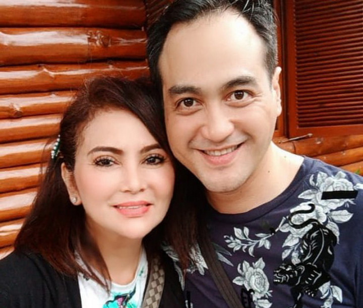 Ferry Irawan Tak Kuat Lihat Ibunya Terus Dihina Istri