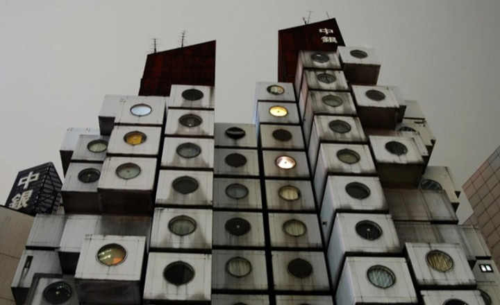 Rusak, Nakagin Capsule Tower Terancam Diubah Jadi Rumah Sewa
