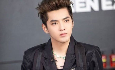 Kris Wu Eks EXO Dituduh Memperkosa 31 Perempuan