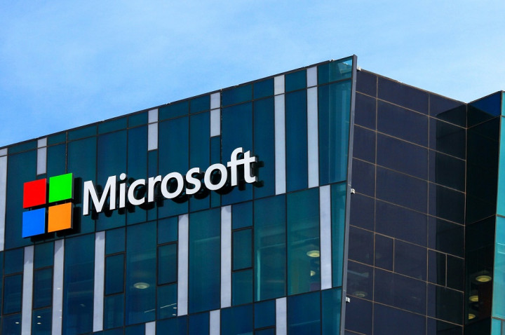 Bahlil Pastikan Microsoft akan Bangun Pusat Data di Indonesia