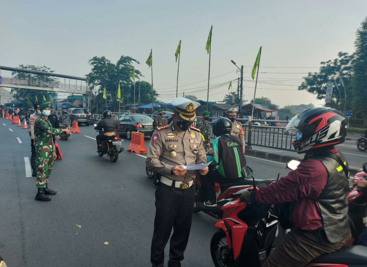 Anggota Polisi Diingatkan Tak Arogan Selama Penegakan Aturan PPKM Darurat
